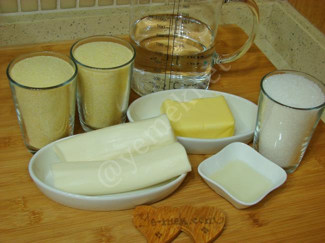 Peynirli İrmik Helvası - Yapılışı (1/12) 