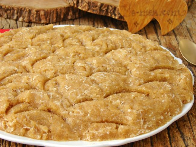 Peynirli İrmik Helvası - Yapılışı (11/12) 