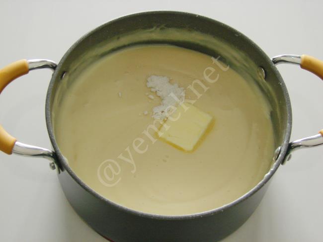 Baklava Tadında Muhallebi - Yapılışı (12/20) 