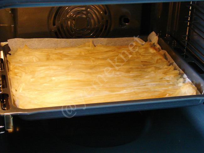 Baklava Tadında Muhallebi - Yapılışı (5/20) 