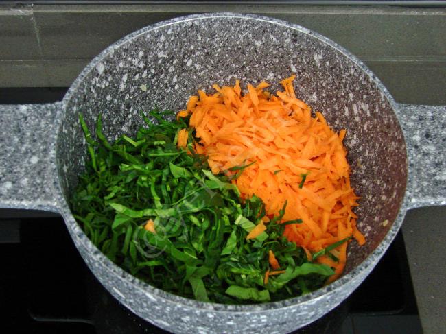 Havuçlu Ispanak Çorbası - Yapılışı (4/12) 