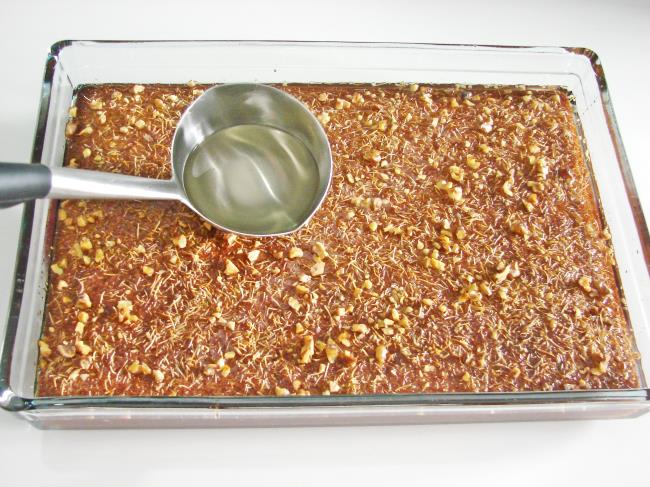 Kadayıflı Revani - Yapılışı (12/16) 