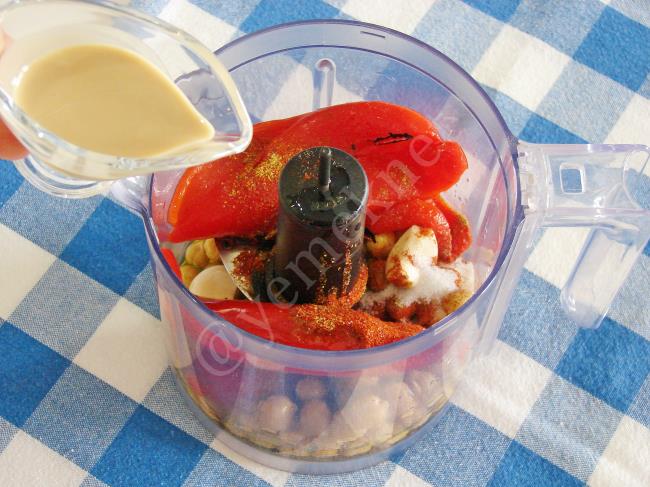 Köz Biberli Humus - Yapılışı (4/8) 