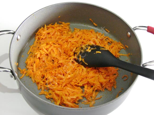 Mantarlı Havuç Tarator - Yapılışı (3/12) 