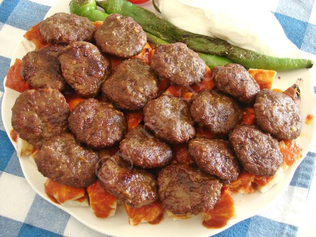 Pideli Köfte - Yapılışı (13/16) 