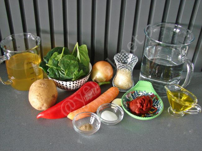 Sebzeli Pirinç Çorbası - Yapılışı (1/12) 