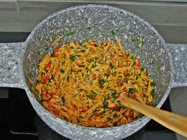 Sebzeli Terbiyeli Şehriye Çorbası - Yapılışı (7/16) 