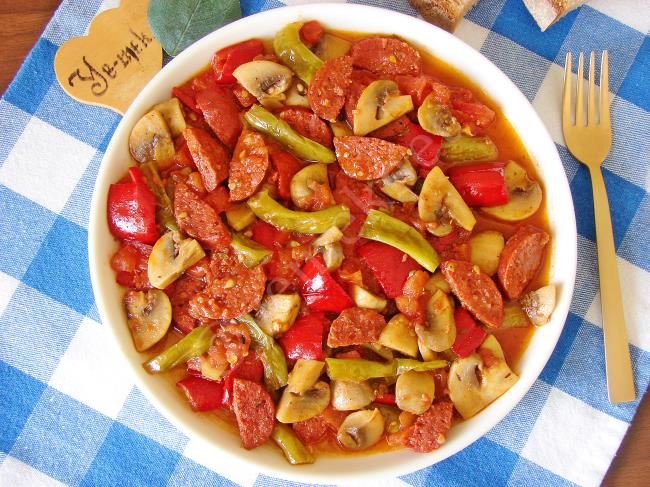 Kahvaltılık Mantarlı Sucuk - Yapılışı (7/8) 