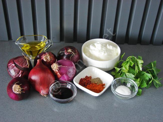 Kırmızı Soğan Mezesi - Yapılışı (1/8) 