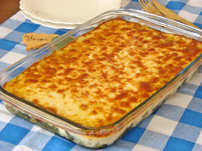 Kıymalı Ispanak Graten - Yapılışı (15/16) 