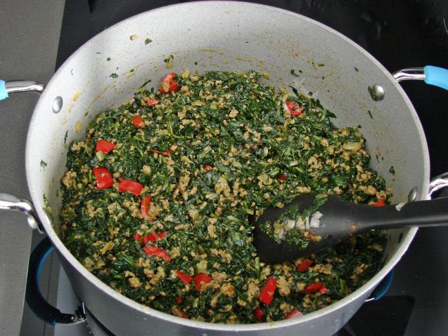 Kıymalı Ispanak Graten - Yapılışı (8/16) 