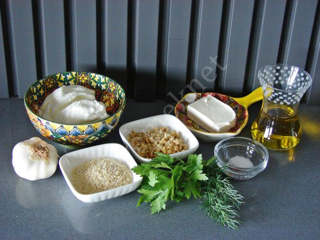 Sarımsak Mezesi - Yapılışı (1/12) 