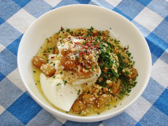 Sarımsak Mezesi - Yapılışı (7/12) 