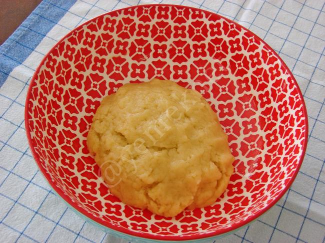 Sıvı Yağlı Elmalı Turta - Yapılışı (7/12) 