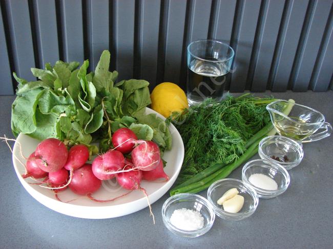 Çatlak Turp Salatası - Yapılışı (1/8) 