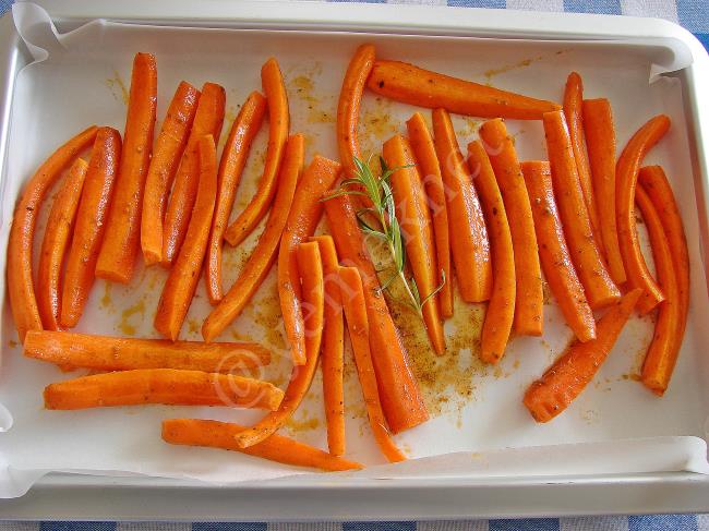 Fırınlanmış Havuç Mezesi - Yapılışı (4/8) 