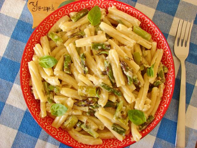 Kuşkonmazlı Makarna - Yapılışı (11/12) 