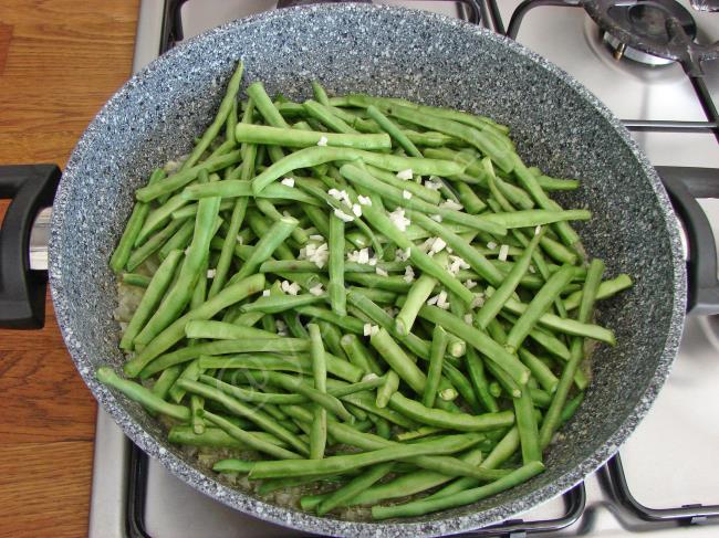 Ege Usulü Taze Börülce Yemeği - Yapılışı (5/12) 