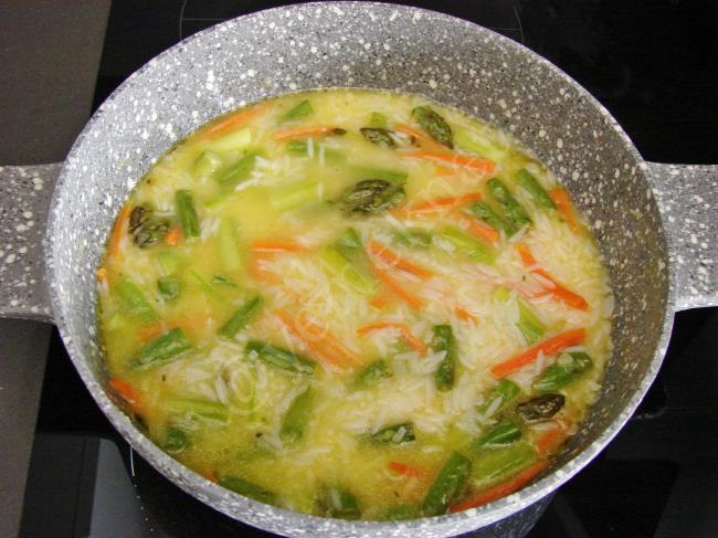 Kuşkonmazlı Pilav - Yapılışı (9/12) 