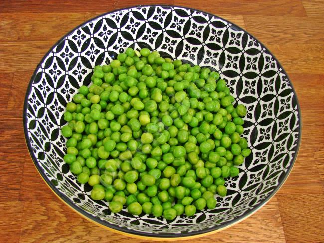 Bezelye Salatası - Yapılışı (3/8) 