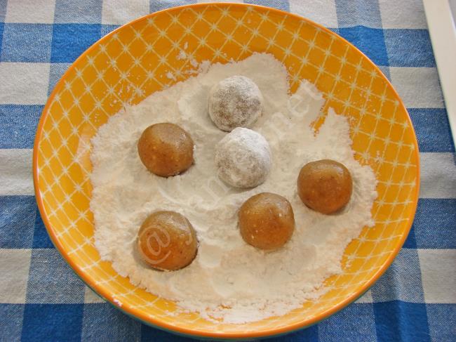 Cevizli İtalyan Kurabiyesi - Yapılışı (7/12) 