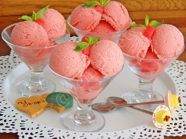 Ev Yapımı Dondurma Tarifleri