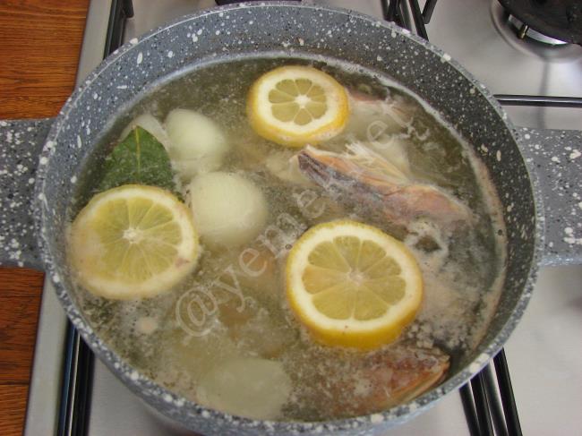 Kırlangıç Balığı Çorbası - Yapılışı (4/16) 