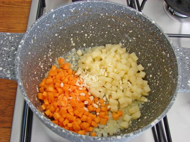 Kırlangıç Balığı Çorbası - Yapılışı (7/16) 