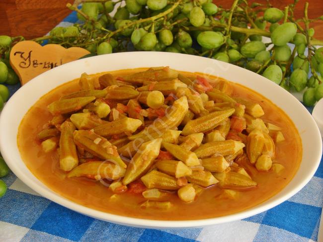 Koruklu Bamya Yemeği - Yapılışı (14/16) 