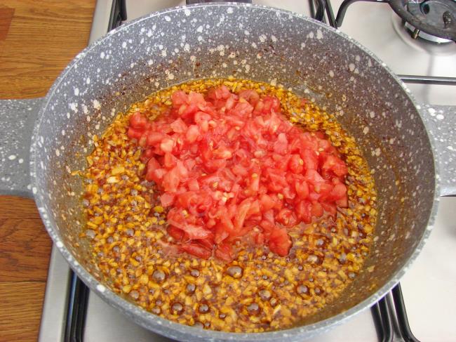 Koruklu Bamya Yemeği - Yapılışı (9/16) 