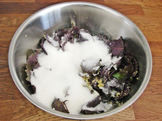 Limonlu Reyhan Şerbeti - Yapılışı (4/8) 