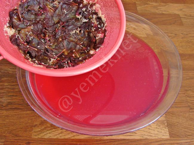 Limonlu Reyhan Şerbeti - Yapılışı (6/8) 