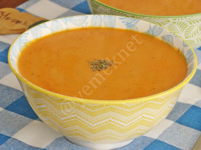 Taze Tarhana Çorbası