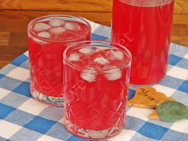 Vişneli Reyhan Şerbeti - Yapılışı (7/8) 