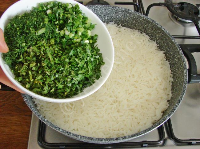 Zeytinyağlı Yeşil Pilav - Yapılışı (7/12) 