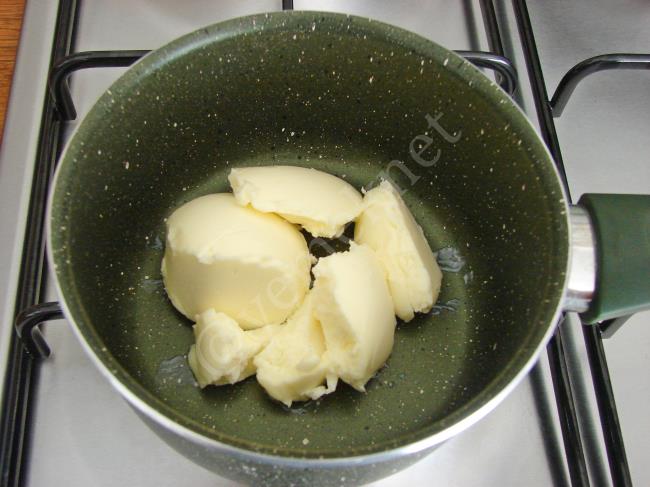 Anne Usulü Mozaik Pasta - Yapılışı (2/12) 