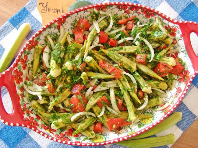 Bamya Salatası