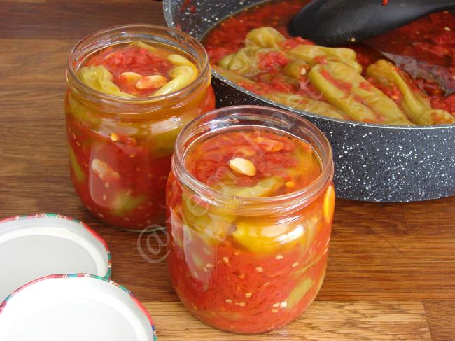 Domatesli Yağlı Biber Turşusu - Yapılışı (9/12) 