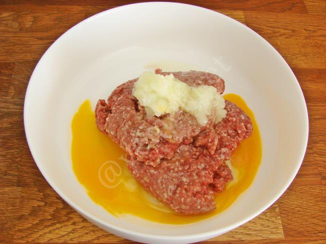 Fırında Izgara Köfte - Yapılışı (3/8) 