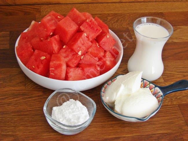 Karpuzlu Smoothie - Yapılışı (1/8) 