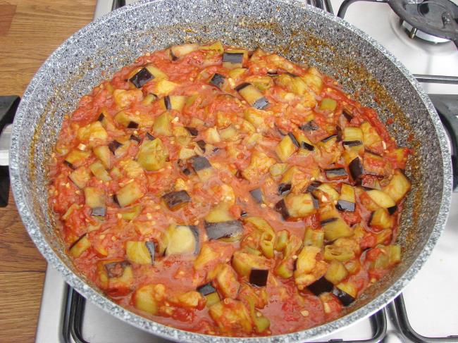 Şakşuka - Yapılışı (9/12) 