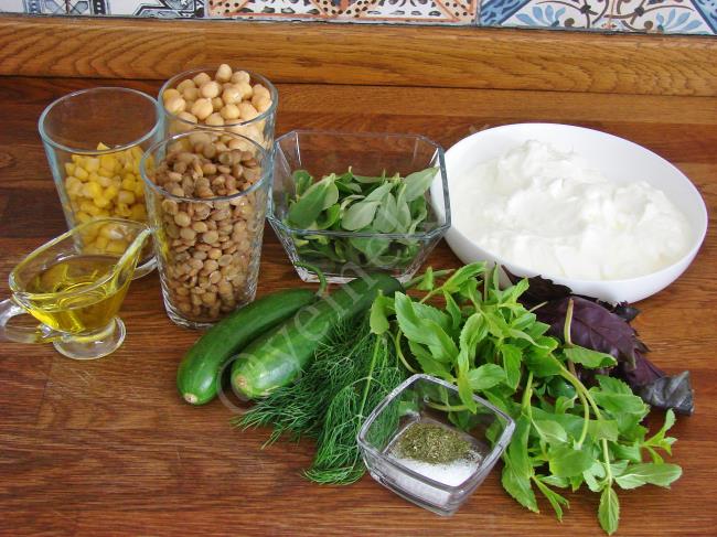 Soğuk Çorba - Yapılışı (1/8) 