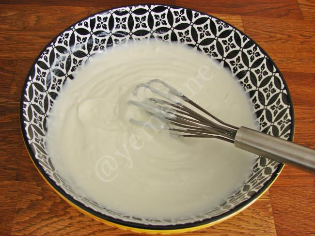 Soğuk Çorba - Yapılışı (3/8) 