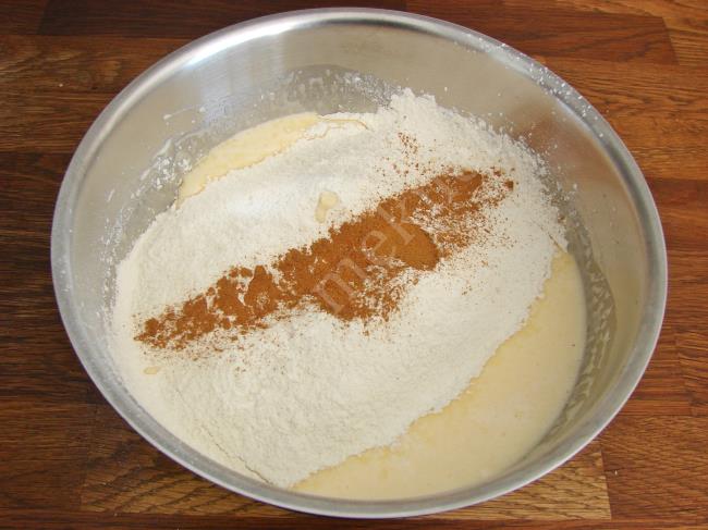 Taze İncirli Kek - Yapılışı (5/16) 