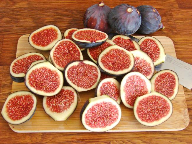 Taze İncirli Kek - Yapılışı (9/16) 