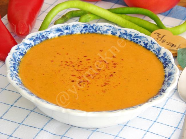 Yaz Tarhanası Çorbası