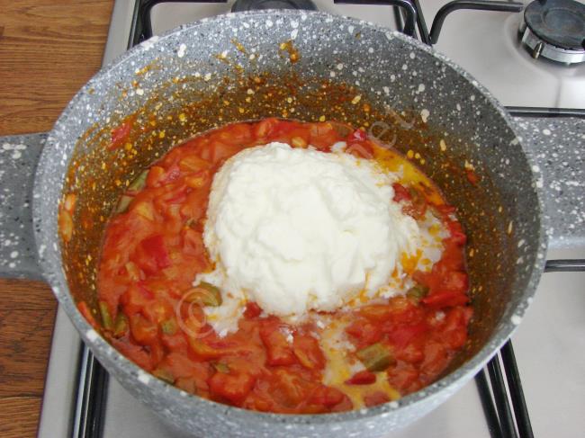 Yaz Tarhanası Çorbası - Yapılışı (7/12) 