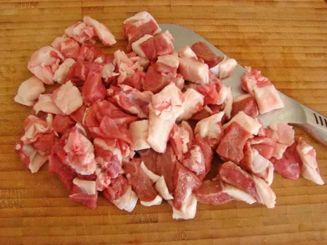 Fırında Sebzeli Et Yemeği - Yapılışı (2/12) 