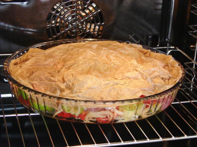 Fırında Sebzeli Et Yemeği - Yapılışı (9/12) 