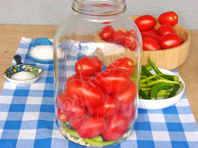 Kırmızı Domates Turşusu - Yapılışı (5/12) 